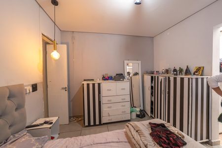 Casa para alugar com 150m², 2 quartos e 2 vagas Casa para alugar com 150m², 2 quartos e 2 vagasQuarto 2