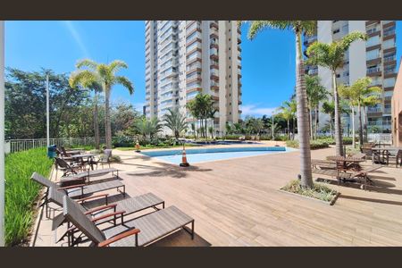 Apartamento à venda com 62m², 2 quartos e 2 vagas Apartamento à venda com 62m², 2 quartos e 2 vagasÁrea comum - Piscina