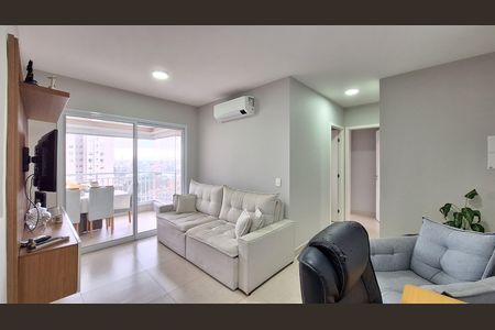 Sala/Cozinha de apartamento à venda com 2 quartos, 60m² em Vila Anastácio, São Paulo