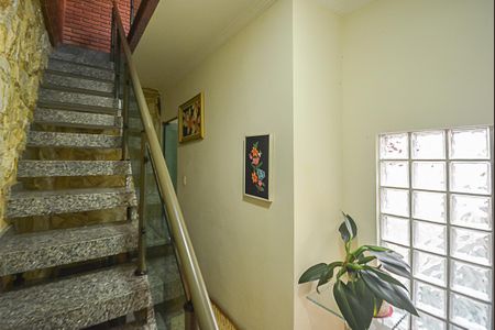 Casa para alugar com 360m², 4 quartos e 2 vagas Casa para alugar com 360m², 4 quartos e 2 vagasHall