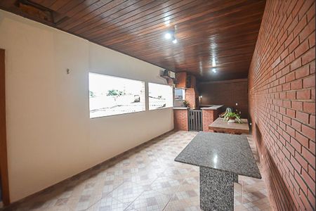 Casa para alugar com 360m², 4 quartos e 2 vagas Casa para alugar com 360m², 4 quartos e 2 vagasChurrasqueira