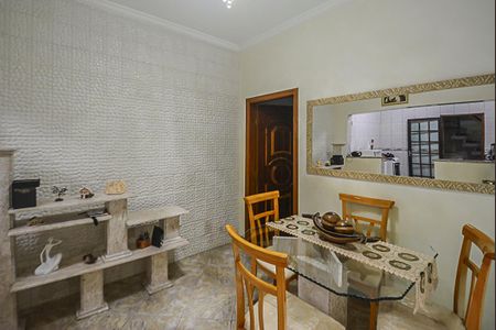 Casa para alugar com 360m², 4 quartos e 2 vagas Casa para alugar com 360m², 4 quartos e 2 vagasSala 2