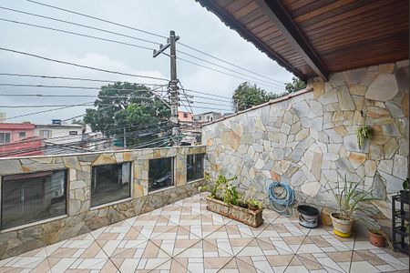 Casa para alugar com 360m², 4 quartos e 2 vagas Casa para alugar com 360m², 4 quartos e 2 vagasVaranda da Sala 3