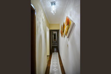 Casa para alugar com 360m², 4 quartos e 2 vagas Casa para alugar com 360m², 4 quartos e 2 vagasCorredor