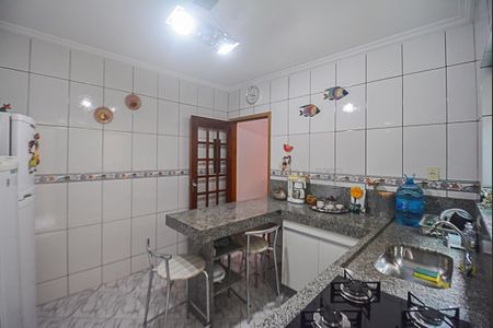 Casa para alugar com 360m², 4 quartos e 2 vagas Casa para alugar com 360m², 4 quartos e 2 vagasCozinha 1