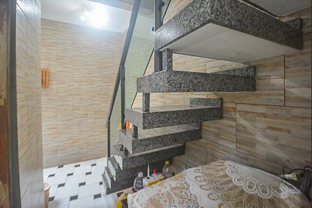 Casa para alugar com 360m², 4 quartos e 2 vagas Casa para alugar com 360m², 4 quartos e 2 vagasÁrea de Serviço 1