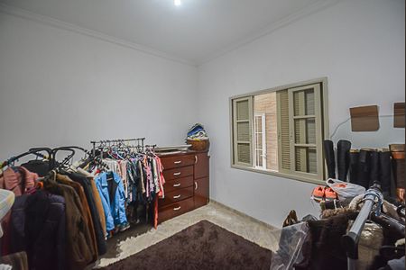 Casa para alugar com 360m², 4 quartos e 2 vagas Casa para alugar com 360m², 4 quartos e 2 vagasQuarto 2