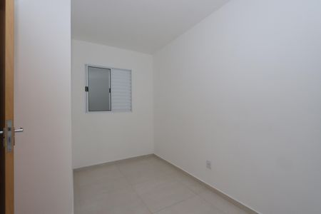 Quarto 1 de apartamento para alugar com 2 quartos, 40m² em Vila Formosa, São Paulo