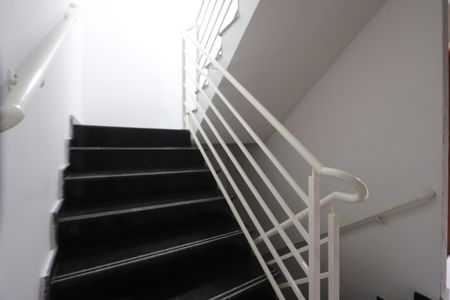 Apartamento para alugar com 40m², 2 quartos e sem vagaEscada
