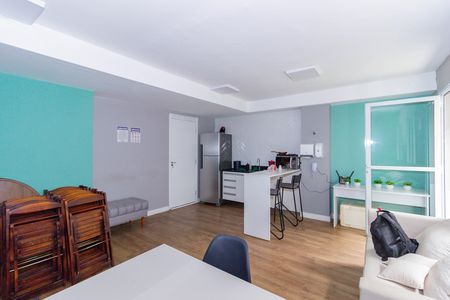 Apartamento à venda com 25m², 1 quarto e sem vaga Apartamento à venda com 25m², 1 quarto e sem vagaÁrea comum - Salão de festas