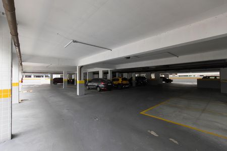 Apartamento para alugar com 82m², 2 quartos e 1 vaga Apartamento para alugar com 82m², 2 quartos e 1 vagaGaragem
