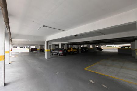 Apartamento para alugar com 82m², 2 quartos e 1 vaga Apartamento para alugar com 82m², 2 quartos e 1 vagaGaragem