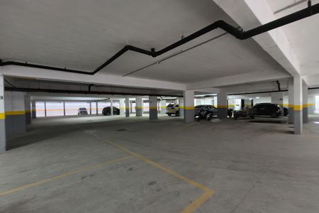 Apartamento para alugar com 82m², 2 quartos e 1 vaga Apartamento para alugar com 82m², 2 quartos e 1 vagaGaragem