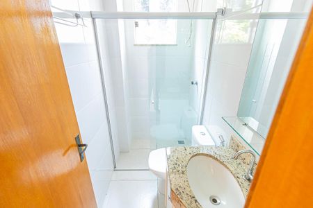Apartamento à venda com 80m², 3 quartos e 2 vagasBanheiro