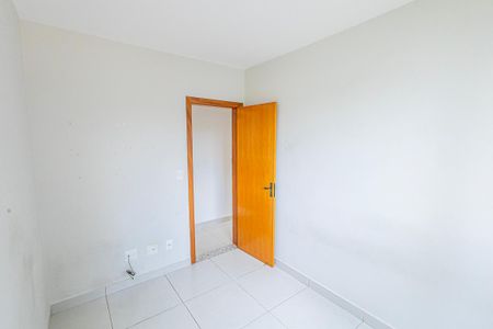 Apartamento à venda com 80m², 3 quartos e 2 vagasQuarto 2