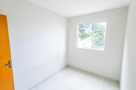 Apartamento à venda com 80m², 3 quartos e 2 vagasQuarto 2