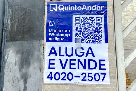 Plaquinha de casa à venda com 6 quartos, 205m² em Perdizes, São Paulo