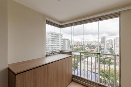 Sacada de apartamento para alugar com 1 quarto, 35m² em Indianópolis, São Paulo