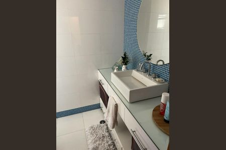 Apartamento à venda com 170m², 3 quartos e 3 vagas