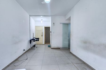 Apartamento à venda com 63m², 2 quartos e 1 vaga Apartamento à venda com 63m², 2 quartos e 1 vagaSala