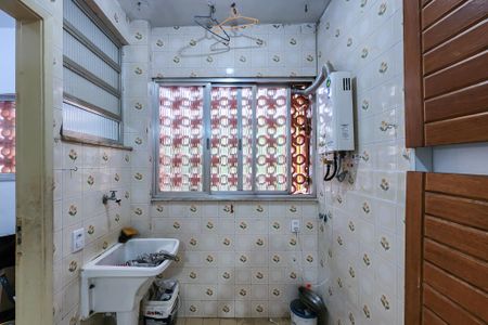 Apartamento à venda com 63m², 2 quartos e 1 vaga Apartamento à venda com 63m², 2 quartos e 1 vagaÁrea de serviço