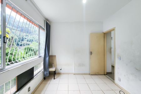 Quarto 1 de apartamento à venda com 2 quartos, 63m² em Laranjeiras, Rio de Janeiro