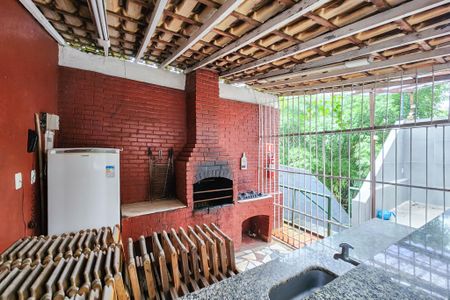 Apartamento à venda com 63m², 2 quartos e 1 vaga Apartamento à venda com 63m², 2 quartos e 1 vagaÁrea comum - Churrasqueira