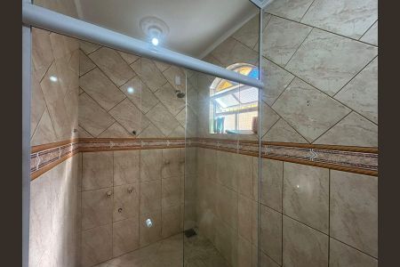 Casa para alugar com 201m², 2 quartos e 2 vagasBanheiro da Suíte