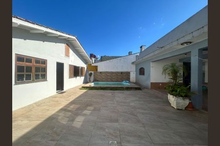 Casa para alugar com 201m², 2 quartos e 2 vagasÁrea externa
