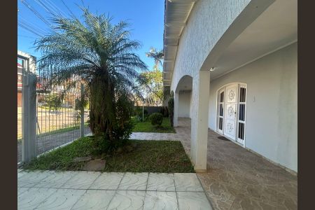Casa para alugar com 201m², 2 quartos e 2 vagasÁrea externa