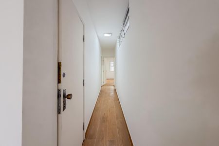 Apartamento à venda com 62m², 2 quartos e 1 vaga Apartamento à venda com 62m², 2 quartos e 1 vagaCorredor
