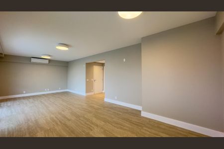 Sala de apartamento para alugar com 3 quartos, 175m² em Vila Cordeiro, São Paulo