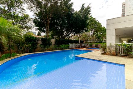 Apartamento para alugar com 175m², 3 quartos e 3 vagas Apartamento para alugar com 175m², 3 quartos e 3 vagasPiscina