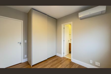 Apartamento para alugar com 175m², 3 quartos e 3 vagas Apartamento para alugar com 175m², 3 quartos e 3 vagasQuarto 3 - Suíte
