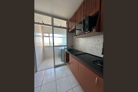 Apartamento à venda com 55m², 2 quartos e 1 vaga Apartamento à venda com 55m², 2 quartos e 1 vagaCozinha