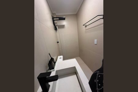 Apartamento à venda com 55m², 2 quartos e 1 vaga Apartamento à venda com 55m², 2 quartos e 1 vagaBanheiro