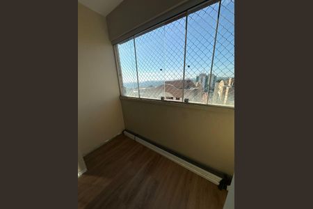 Apartamento à venda com 55m², 2 quartos e 1 vaga Apartamento à venda com 55m², 2 quartos e 1 vagaVaranda