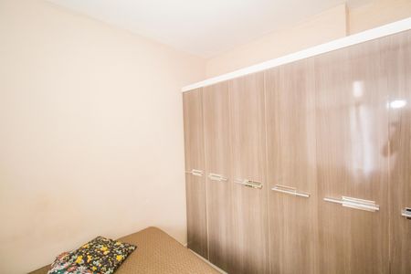 Quarto 2 de apartamento para alugar com 2 quartos, 78m² em Rocha Miranda, Rio de Janeiro