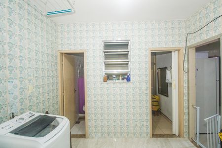 Apartamento para alugar com 78m², 2 quartos e 2 vagas Apartamento para alugar com 78m², 2 quartos e 2 vagasCozinha e Área de Serviço