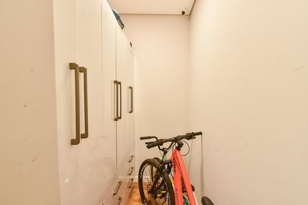 Apartamento para alugar com 111m², 3 quartos e 3 vagas Apartamento para alugar com 111m², 3 quartos e 3 vagasCloset