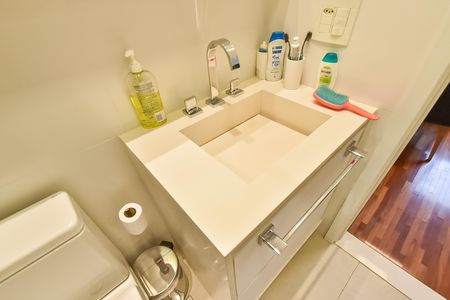 Apartamento para alugar com 111m², 3 quartos e 3 vagas Apartamento para alugar com 111m², 3 quartos e 3 vagasBanheiro da suíte 3