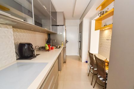 Apartamento para alugar com 111m², 3 quartos e 3 vagas Apartamento para alugar com 111m², 3 quartos e 3 vagasCozinha