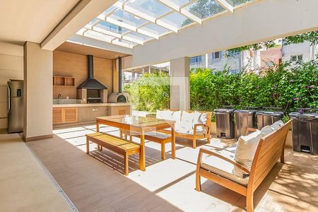 Apartamento para alugar com 111m², 3 quartos e 3 vagas Apartamento para alugar com 111m², 3 quartos e 3 vagasÁrea comum - Churrasqueira