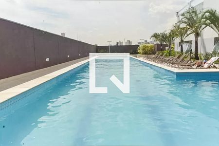 Apartamento para alugar com 111m², 3 quartos e 3 vagas Apartamento para alugar com 111m², 3 quartos e 3 vagasÁrea comum - Piscina