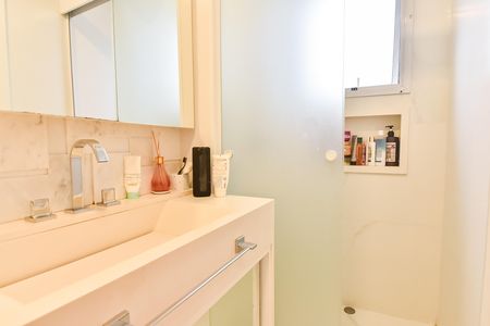 Apartamento para alugar com 111m², 3 quartos e 3 vagas Apartamento para alugar com 111m², 3 quartos e 3 vagasBanheiro da suíte 2
