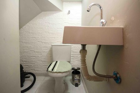 Casa de condomínio para alugar com 68m², 2 quartos e 1 vaga Casa de condomínio para alugar com 68m², 2 quartos e 1 vagaLavabo