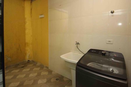 Casa de condomínio para alugar com 68m², 2 quartos e 1 vaga Casa de condomínio para alugar com 68m², 2 quartos e 1 vagaÁrea de Serviço