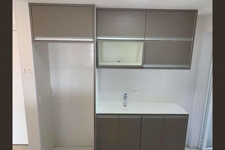 Apartamento para alugar com 3 quartos, 77m² em Vila Scarpelli, Santo André