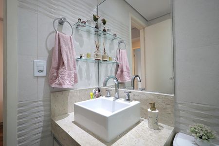 Apartamento para alugar com 75m², 2 quartos e 2 vagas Apartamento para alugar com 75m², 2 quartos e 2 vagasBanheiro Suíte