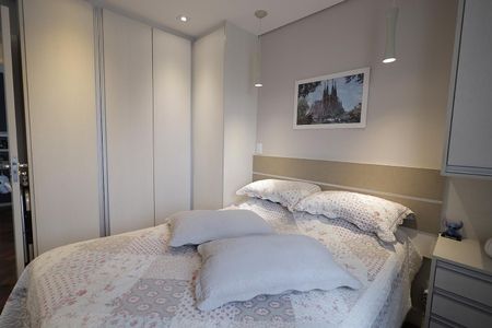 Apartamento para alugar com 75m², 2 quartos e 2 vagas Apartamento para alugar com 75m², 2 quartos e 2 vagasQuarto Suíte